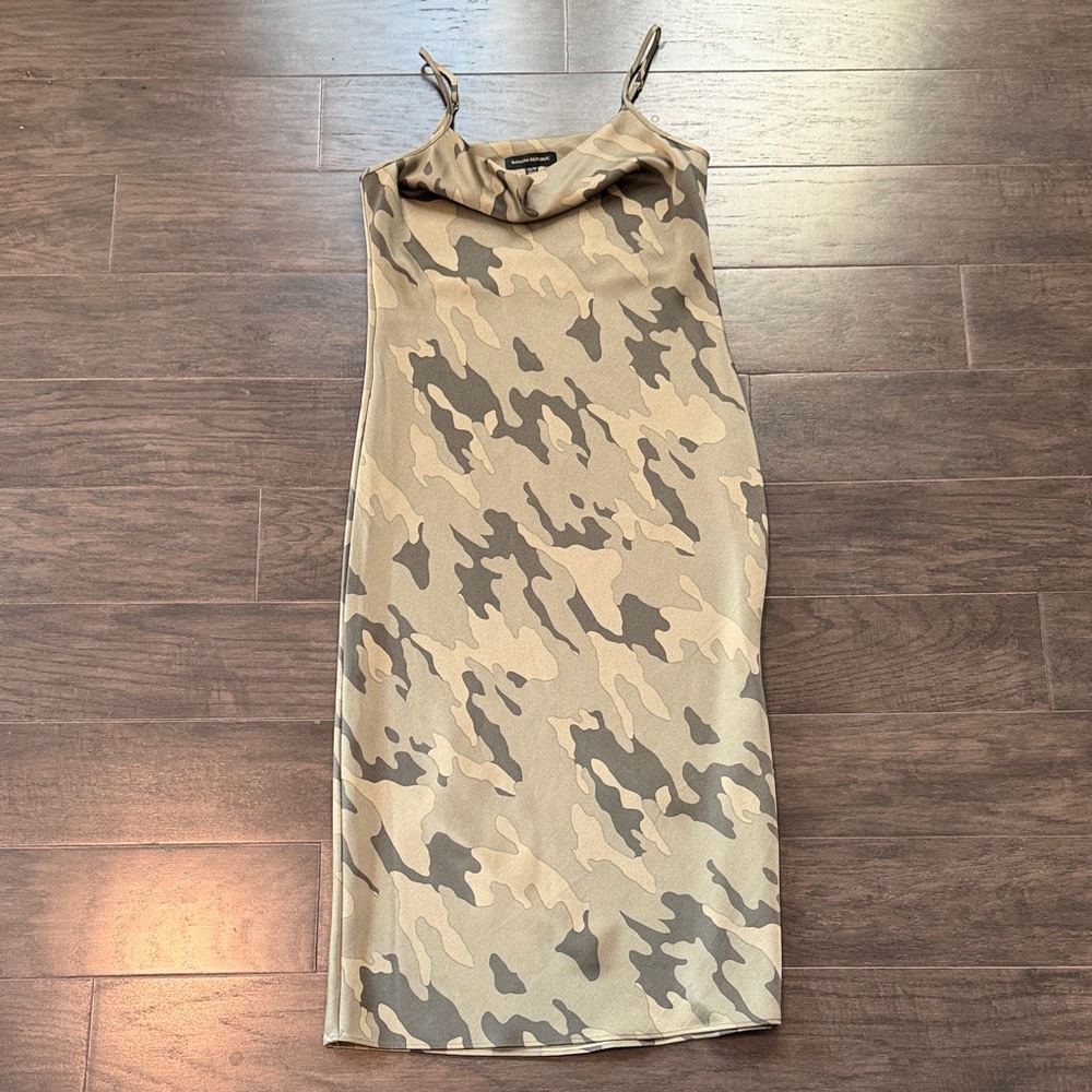 Banana Republic Camouflage Midi Dress - Gray and Tan